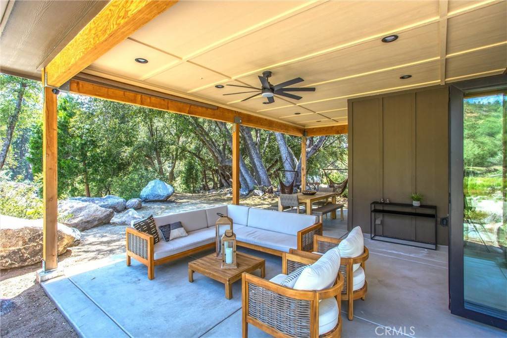 Angelus Oaks, CA 92305,38948 7 Oaks RD