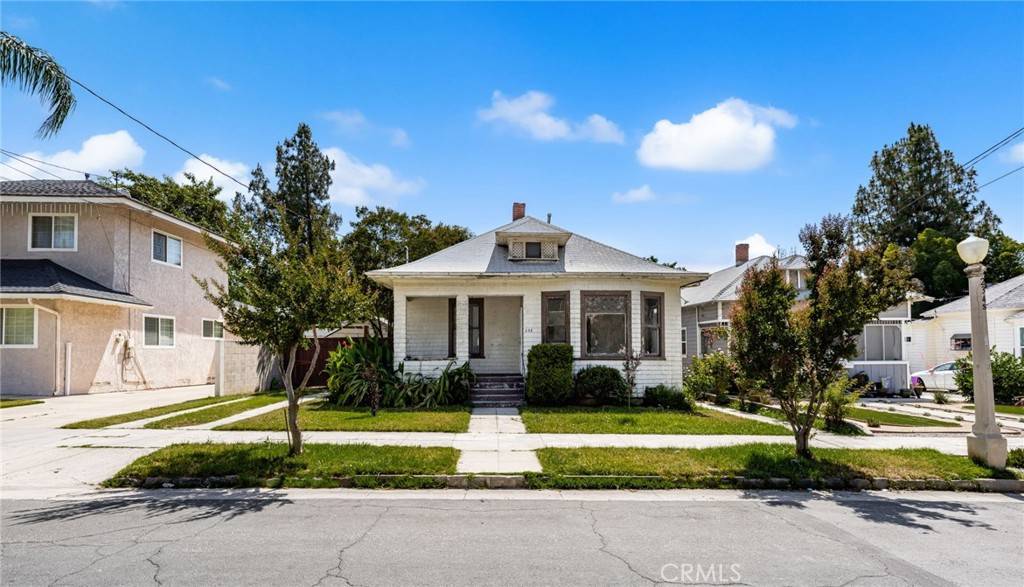 Redlands, CA 92373,238 Myrtle ST