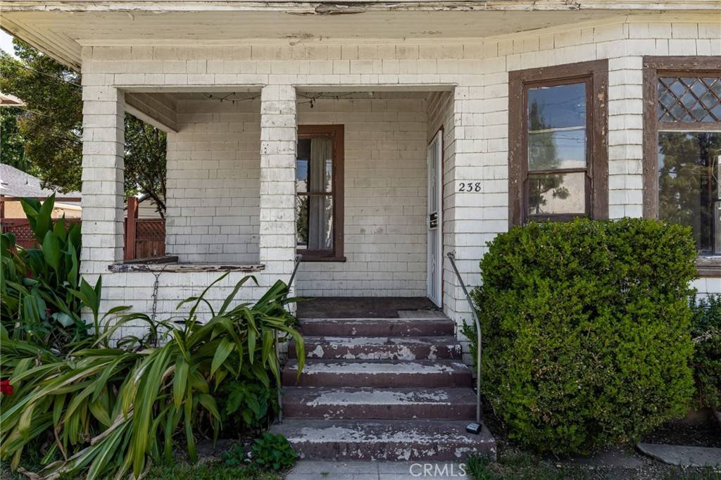 Redlands, CA 92373,238 Myrtle ST