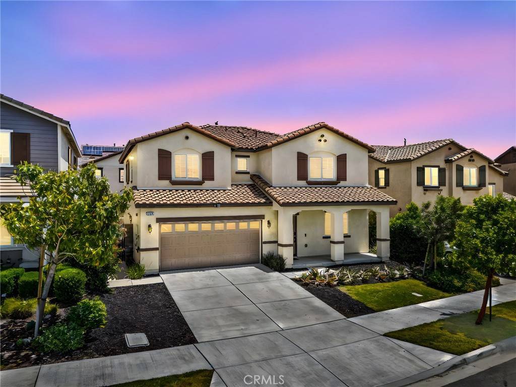 Fontana, CA 92336,5609 Garibaldi WAY