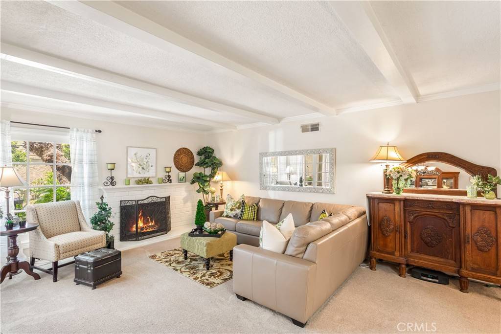 Rossmoor, CA 90720,3191 Woodstock RD