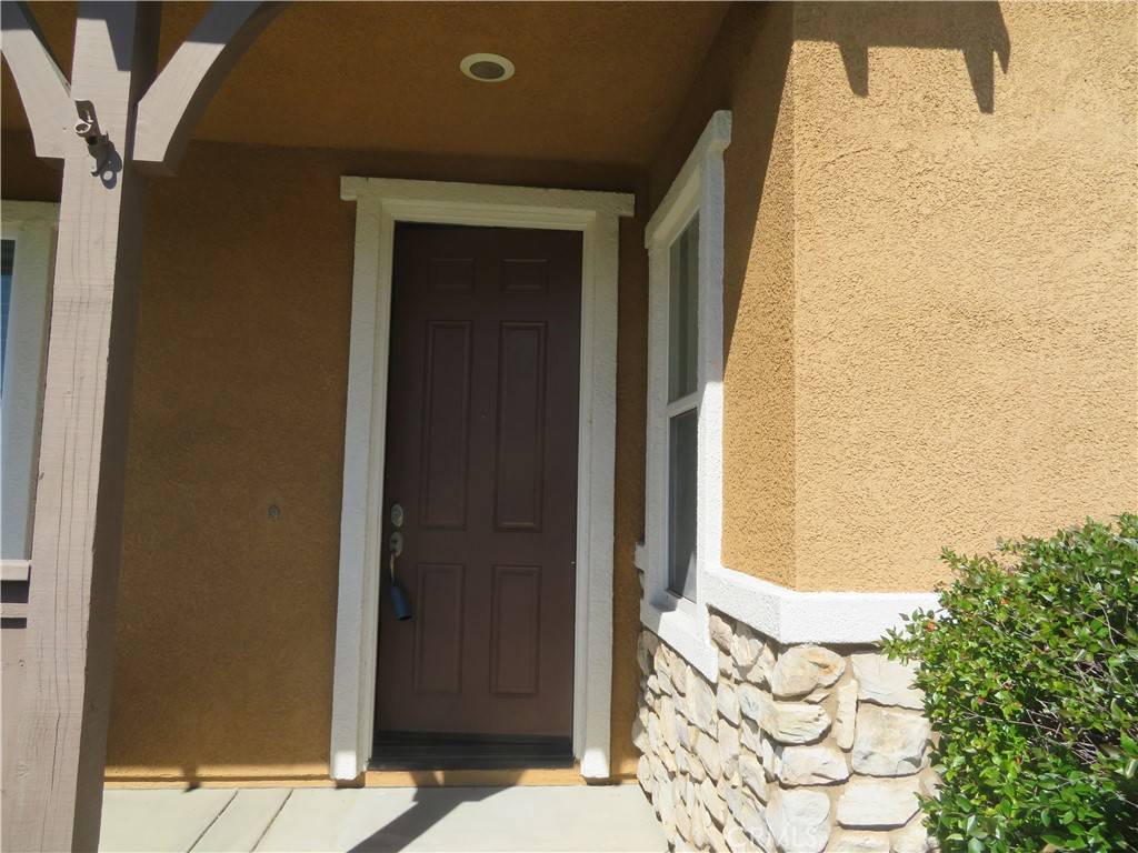 Eastvale, CA 92880,14336 Saline DR