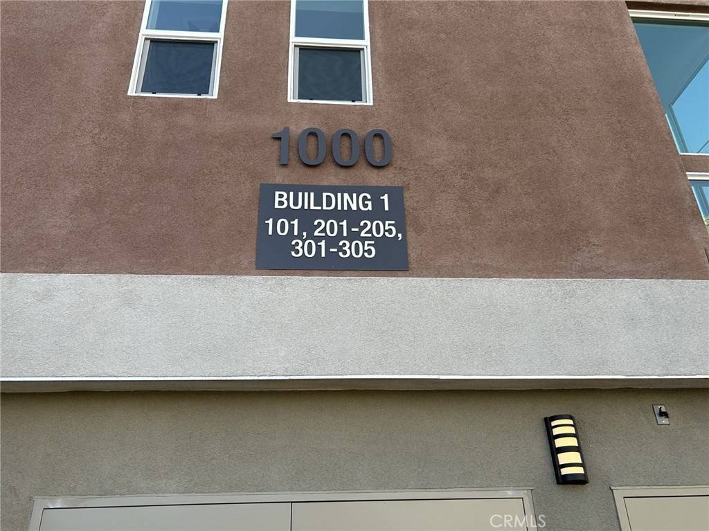 Ontario, CA 91764,1000 Tangent privado 302