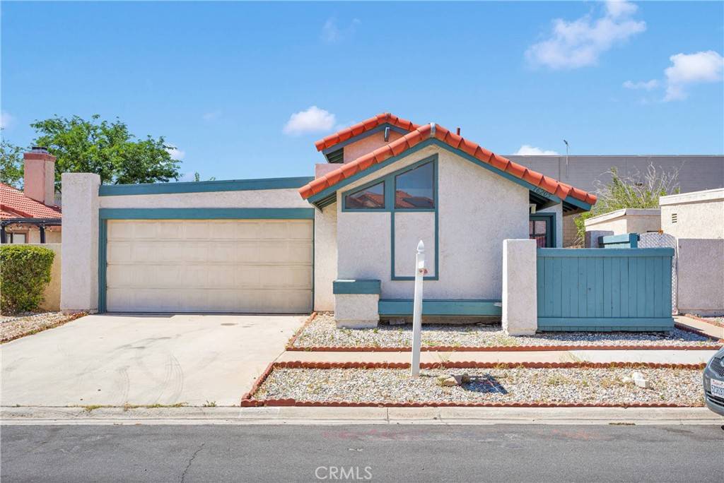 Victorville, CA 92395,16205 Tokay ST