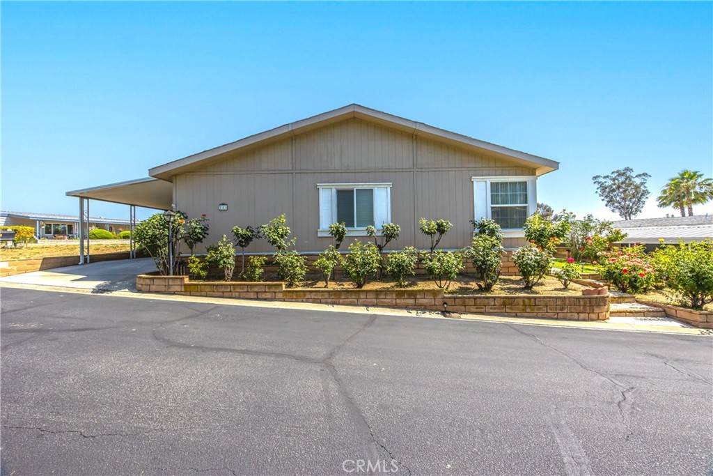 Highland, CA 92346,4040 Piedmont DR #113