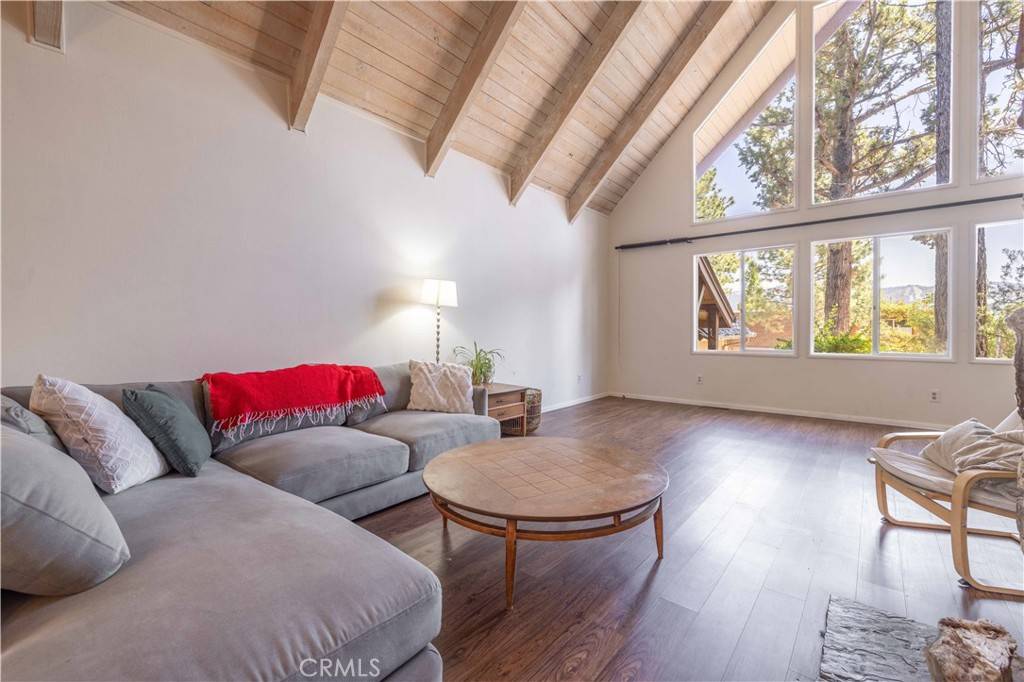 Big Bear City, CA 92314,1112 Cedar Mountain RD