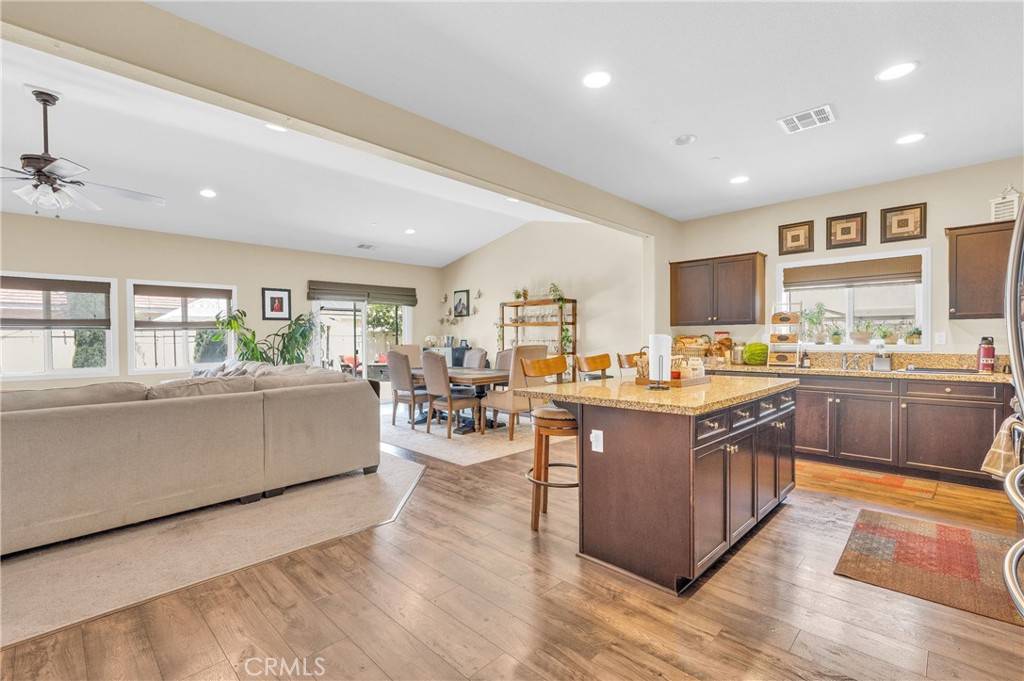 Jurupa Valley, CA 91752,4871 Stits CIR