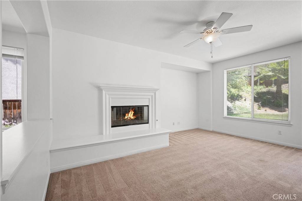 Corona, CA 92883,24982 Pine Creek