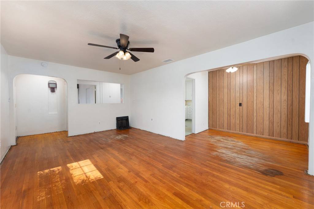 San Bernardino, CA 92404,7086 Fairfax DR