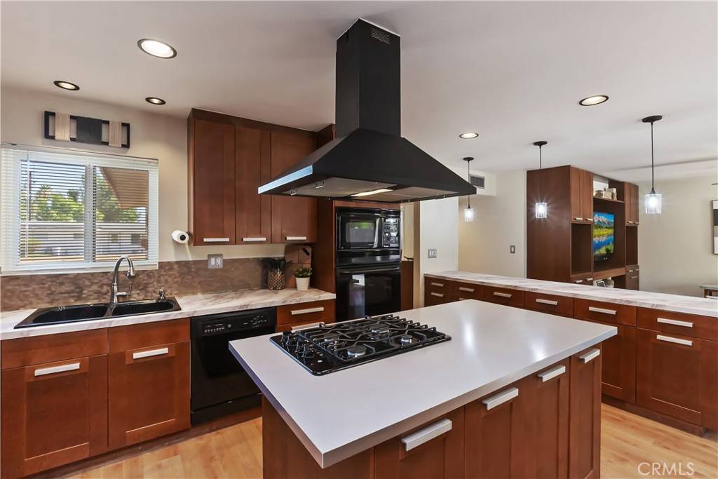Palm Desert, CA 92260,74183 Aster DR