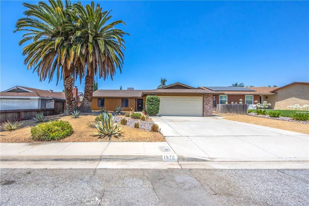 Highland, CA 92346,1676 Catalpa AVE