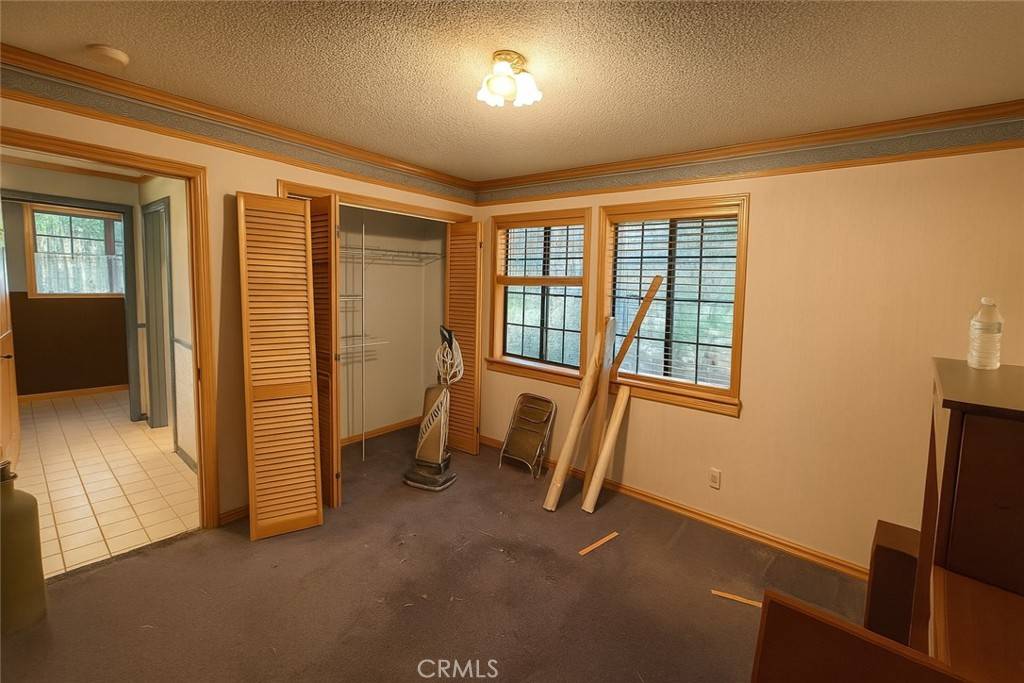Lake Arrowhead, CA 92352,505 W Victoria CT