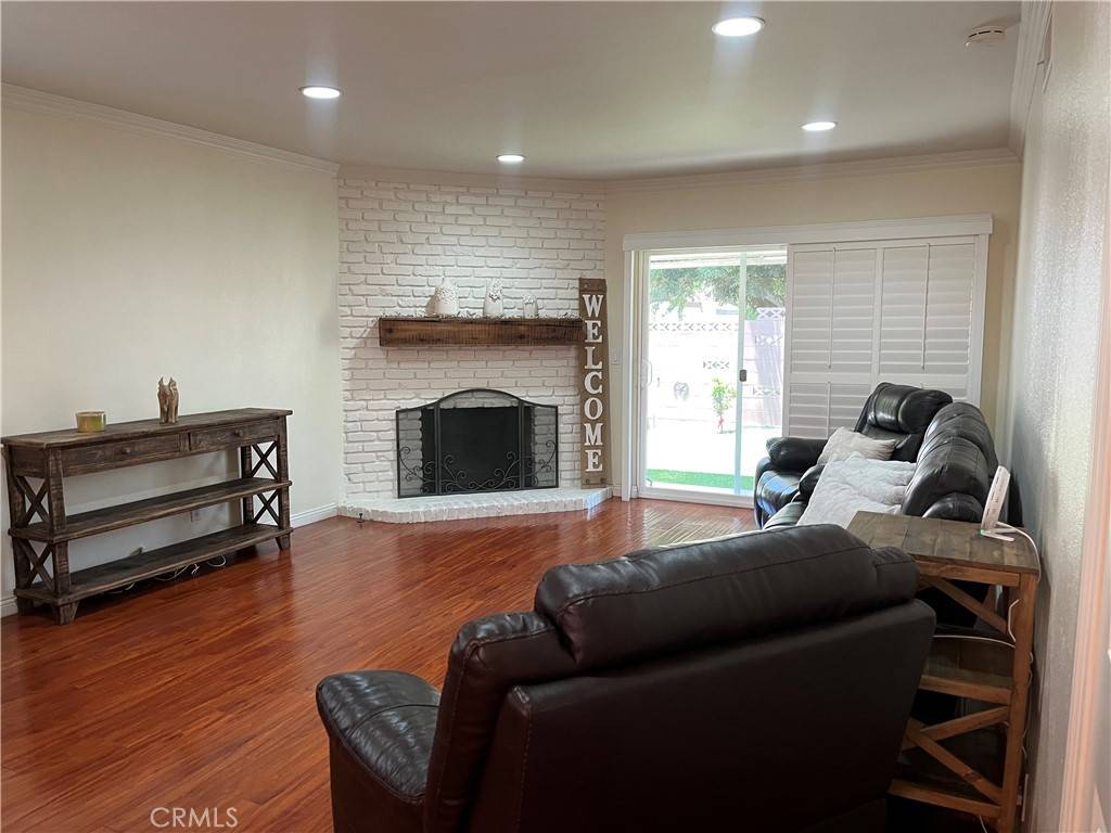 Downey, CA 90242,11919 Susan AVE