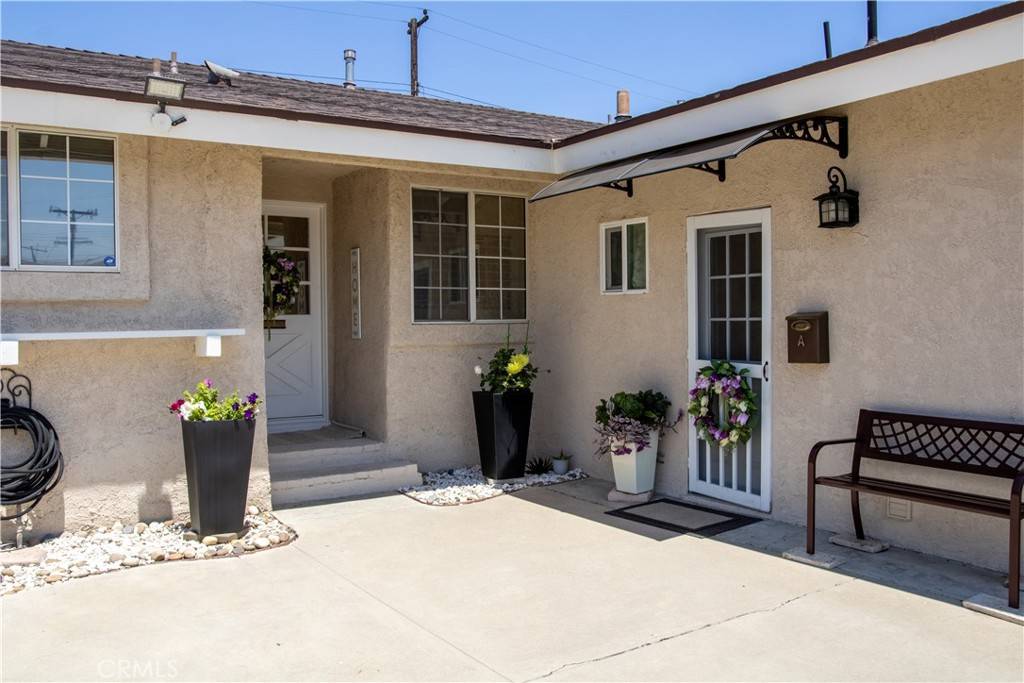 Downey, CA 90242,11919 Susan AVE