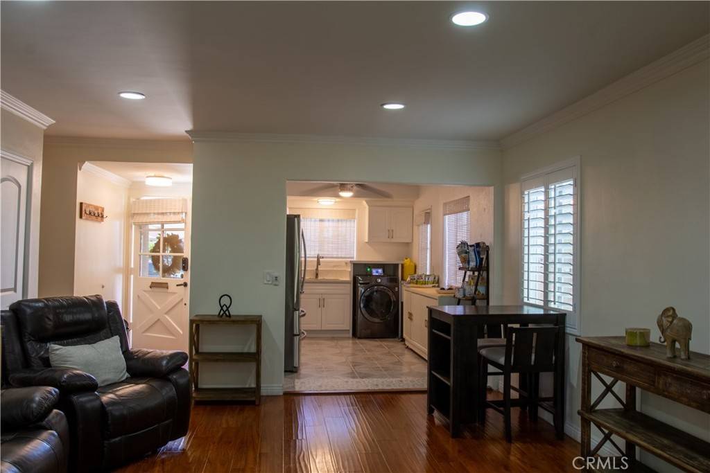 Downey, CA 90242,11919 Susan AVE