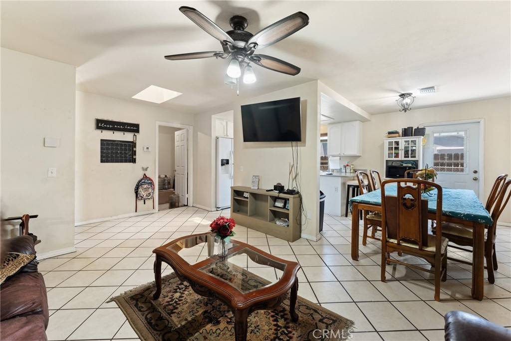 Redlands, CA 92374,413 Doyle AVE