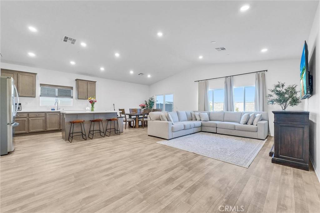 Perris, CA 92571,2018 Renata DR
