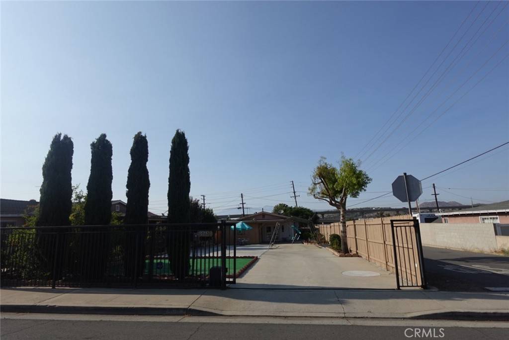 Corona, CA 92879,1063 Quarry ST