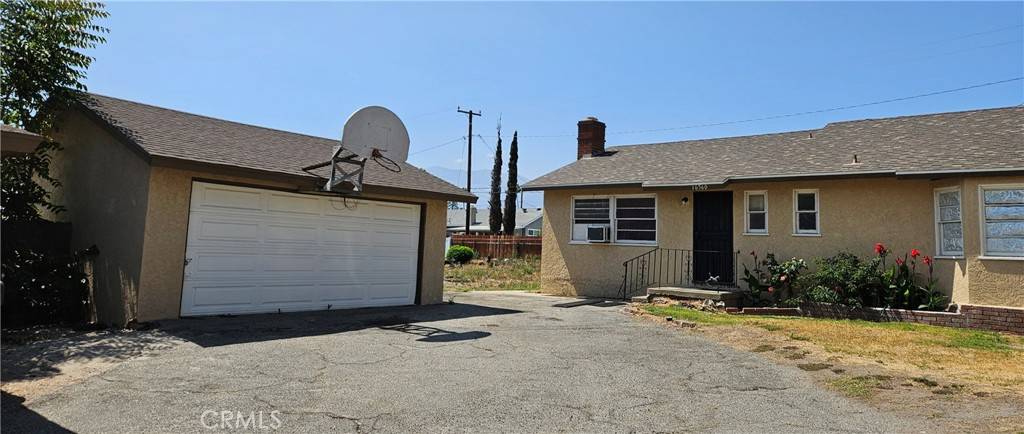 Fontana, CA 92336,16554 Paine ST