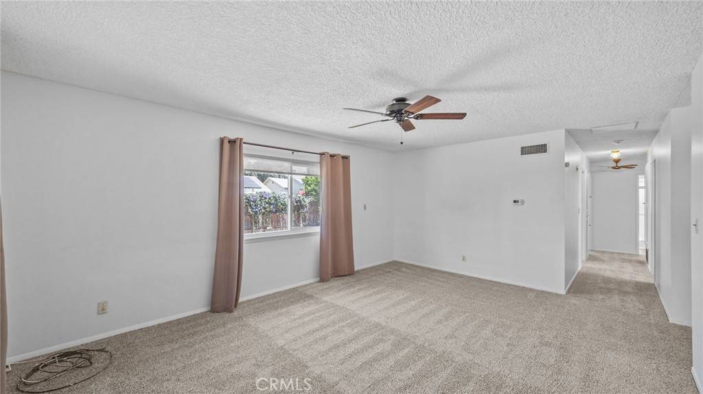 Redlands, CA 92374,907 Thomas AVE