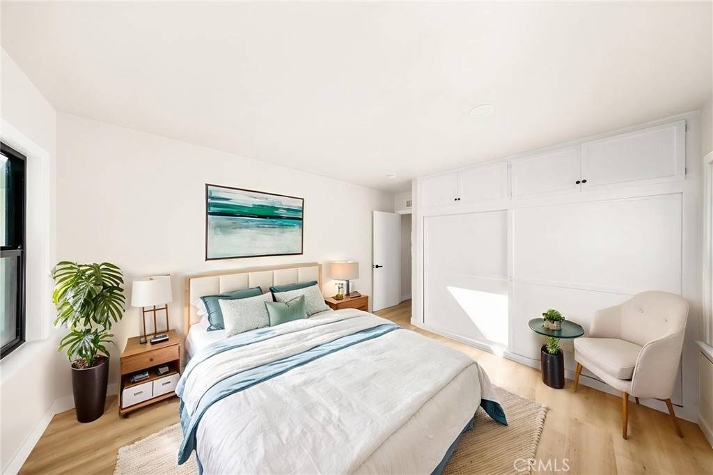 Van Nuys, CA 91405,7059 Cantaloupe AVE