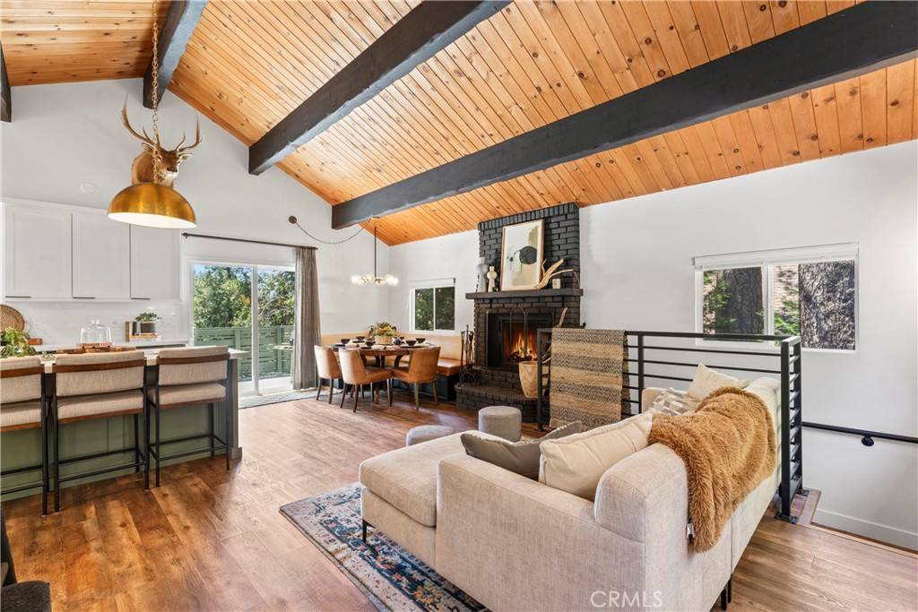 Crestline, CA 92325,1016 Berne DR