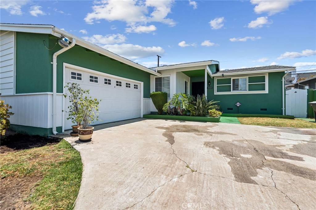 Gardena, CA 90249,1908 W 134th PL