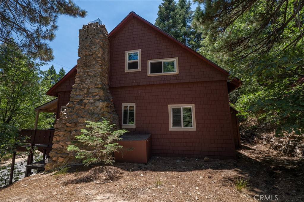 Running Springs, CA 92382,2462 Spring DR