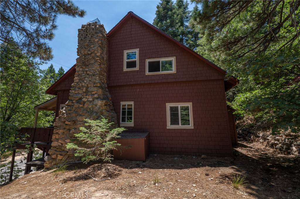 Running Springs, CA 92382,2462 Spring DR