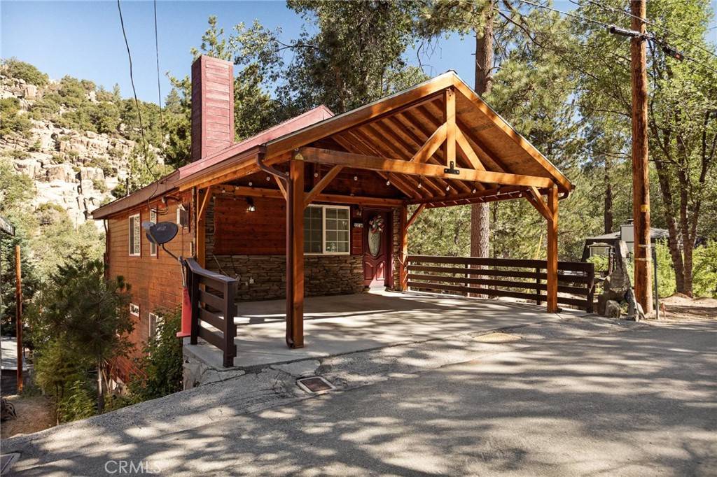 Running Springs, CA 92382,32784 Richmond DR