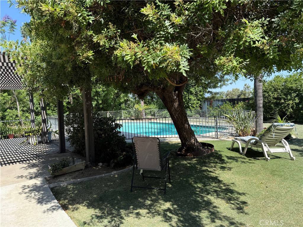Grand Terrace, CA 92313,23020 Jensen CT
