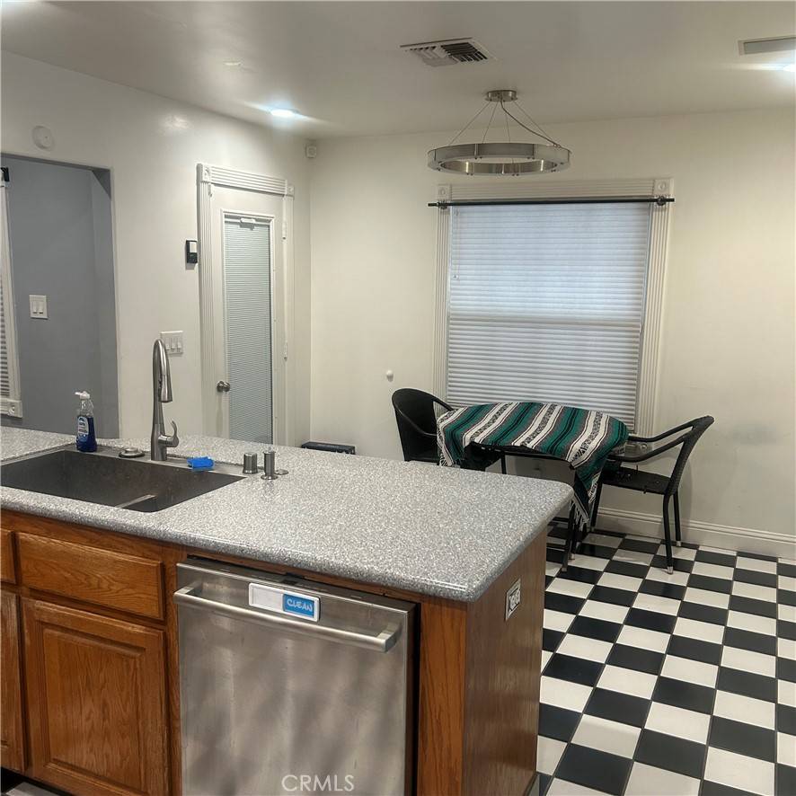 Redlands, CA 92373,39 N Buena Vista ST