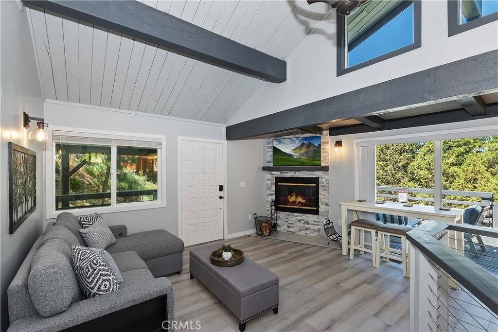 Big Bear Lake, CA 92315,580 Lucerne DR