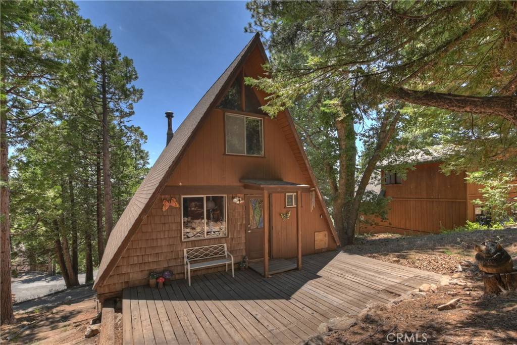 Running Springs, CA 92382,2410 Spring Oak DR