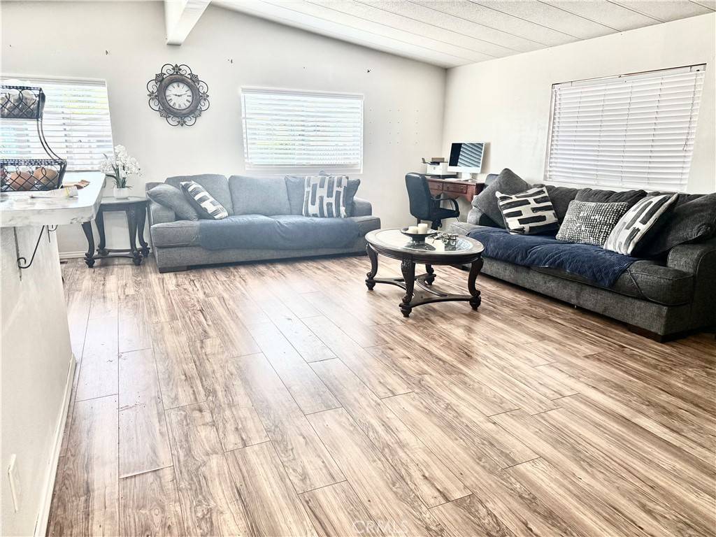 Corona, CA 92881,1550 Rimpau AVE #37