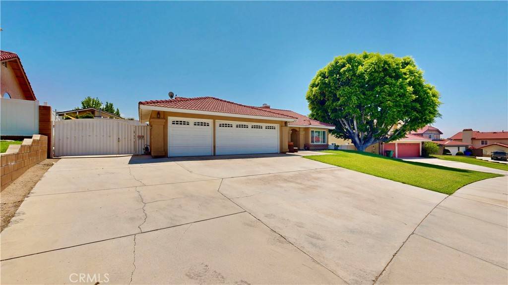 Highland, CA 92346,7413 Crimson DR