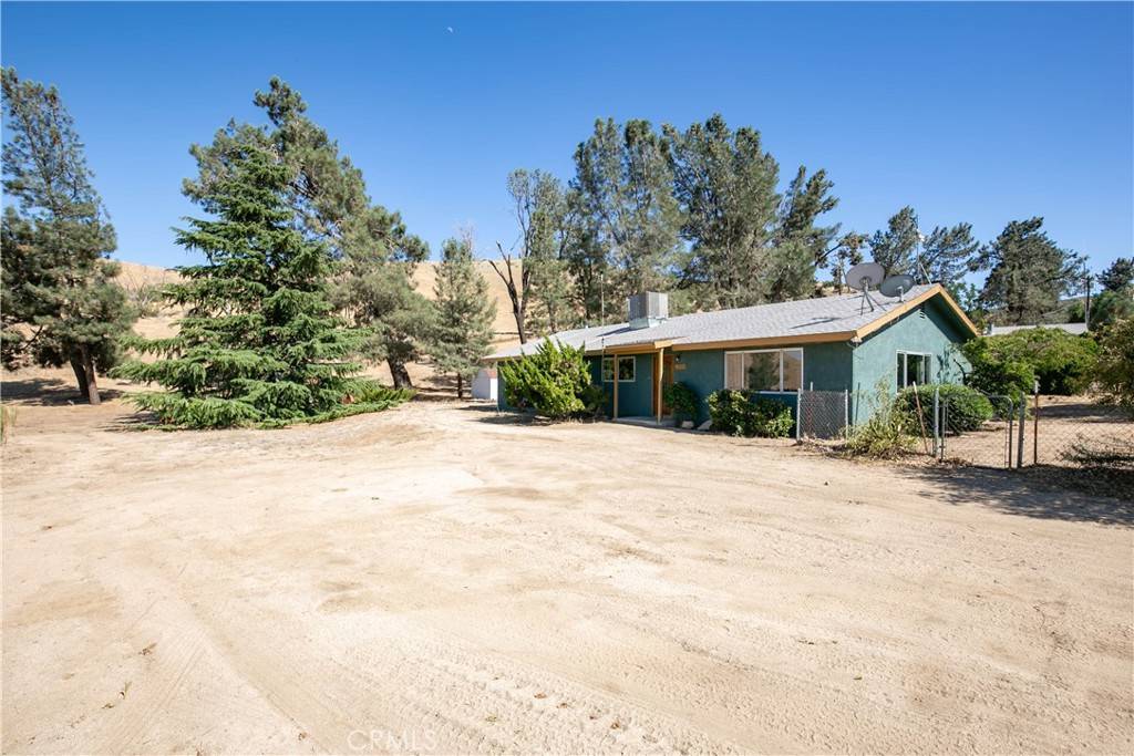 Lancaster, CA 93536,46404 Kings Canyon RD