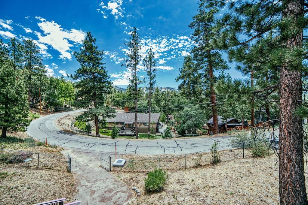 Big Bear Lake, CA 92315,43114 Monterey ST