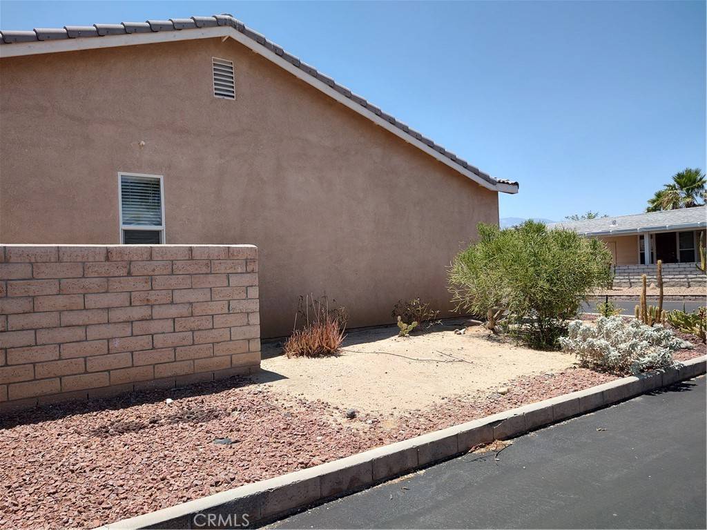 Desert Hot Springs, CA 92240,65565 Acoma #43
