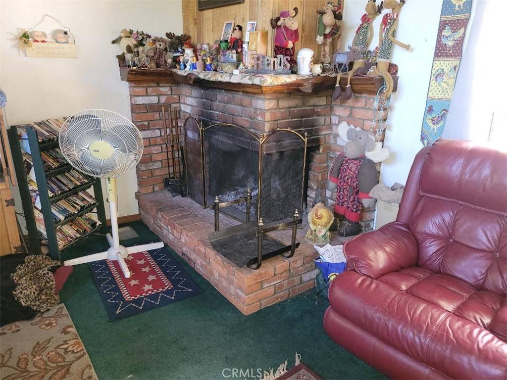 Crestline, CA 92325,22726 Ponderosa DR