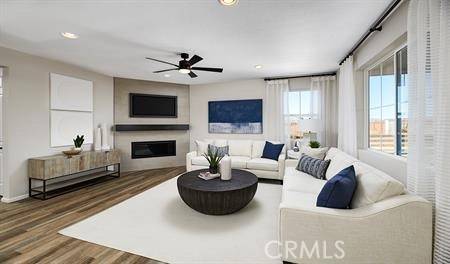 Corona, CA 92883,23696 Phoebe DR