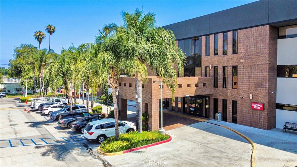 Riverside, CA 92503,9041 Magnolia AVE #7