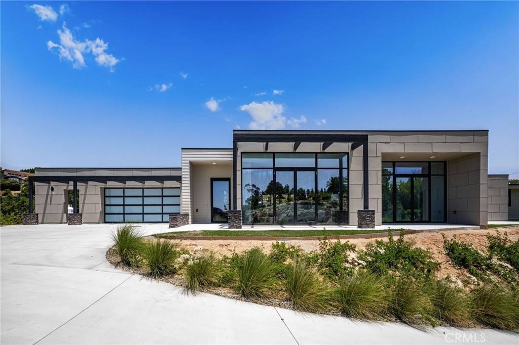 Redlands, CA 92373,1922 Edgefair LN