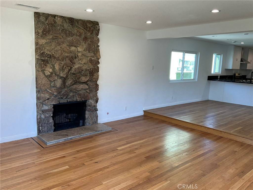 Winnetka, CA 91306,19953 Ingomar ST