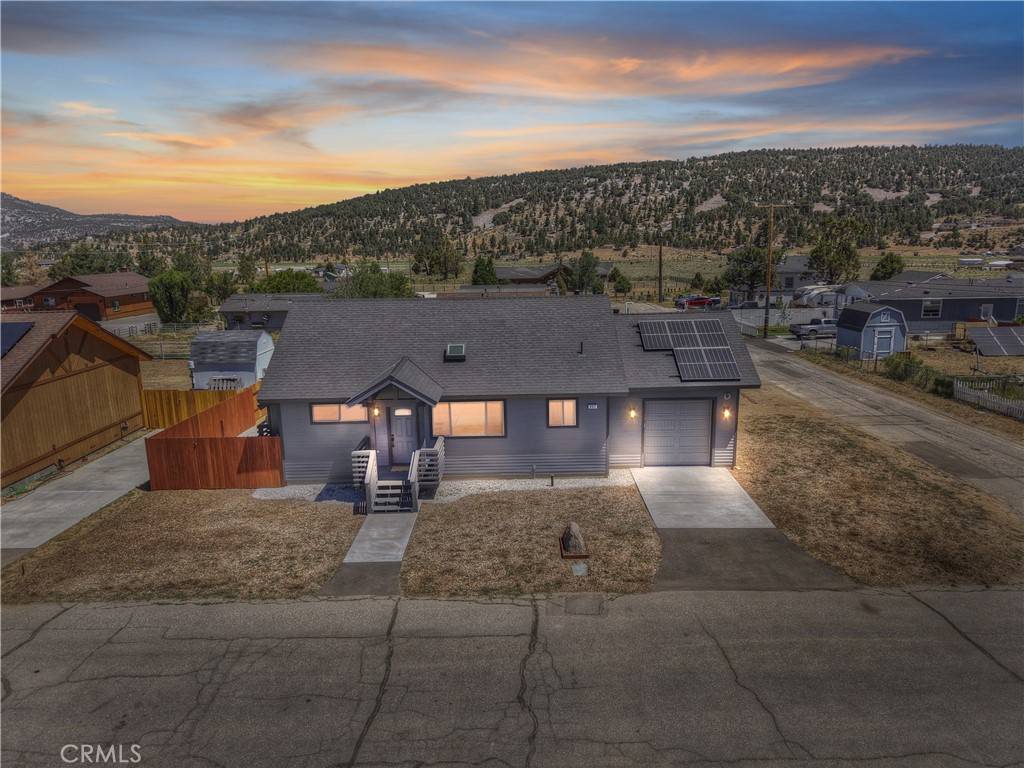 Big Bear City, CA 92314,2217 Juniper LN