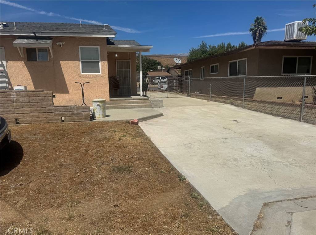 Banning, CA 92220,3066 W George ST
