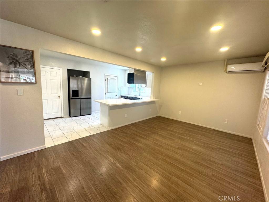 Buena Park, CA 90621,7892 8th ST