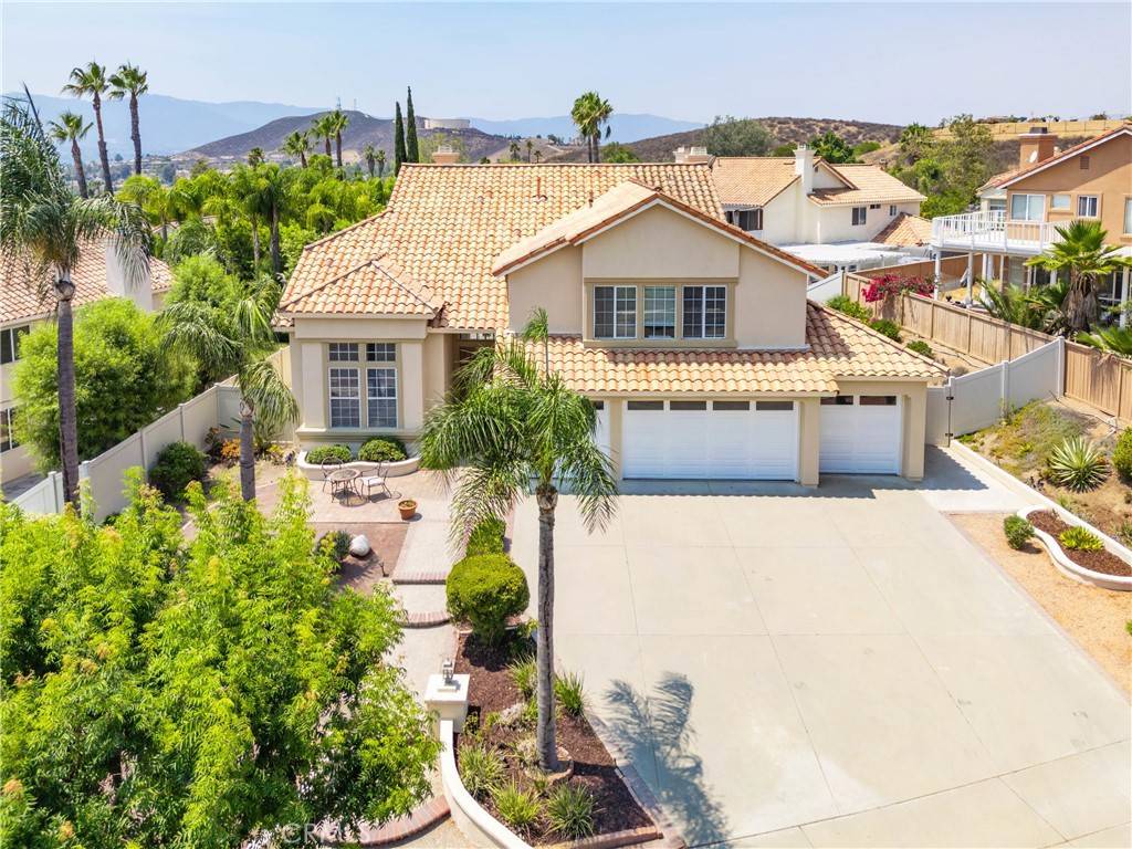 Corona, CA 92879,1010 Chantel