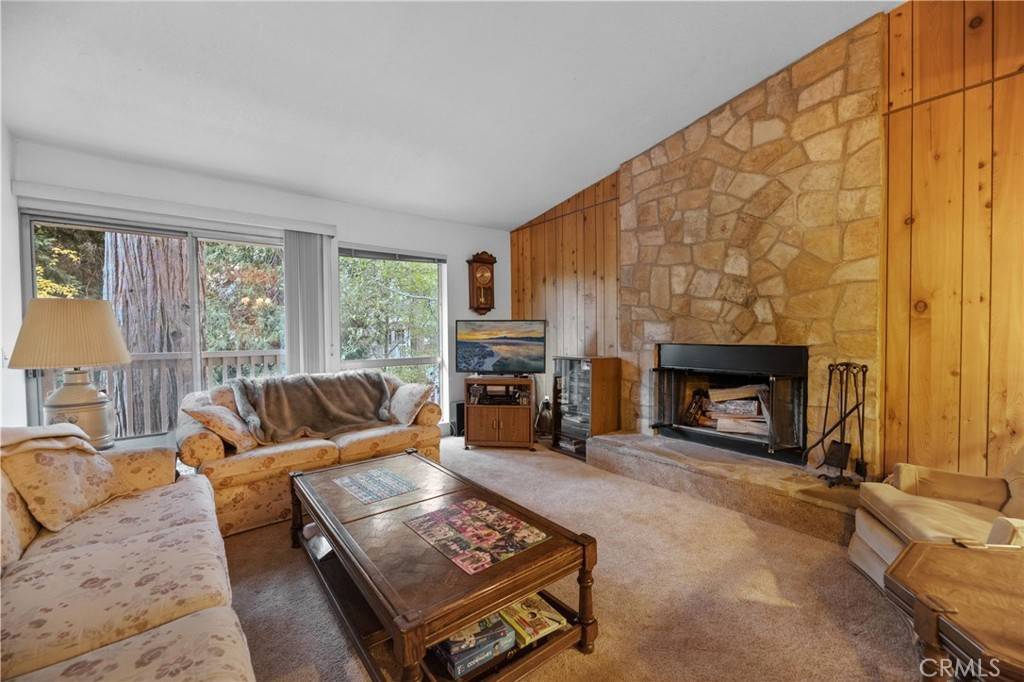 Lake Arrowhead, CA 92352,103 Rockledge LN
