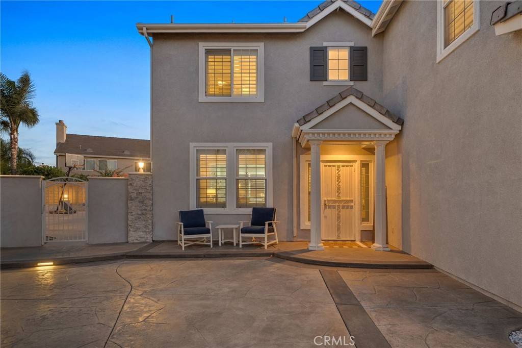 Eastvale, CA 91752,12391 Dakota River CT